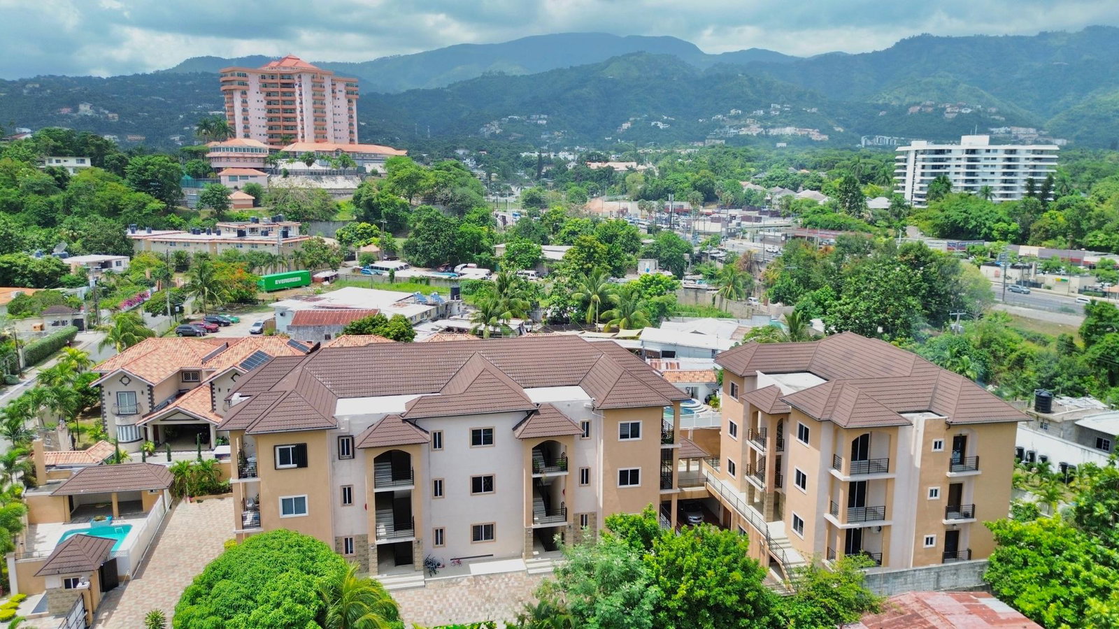 Fifteenth image of 16-11 1/2 Grosvenor Terrace in Kingston 8, St. Andrew, Jamaica - property is For Rent