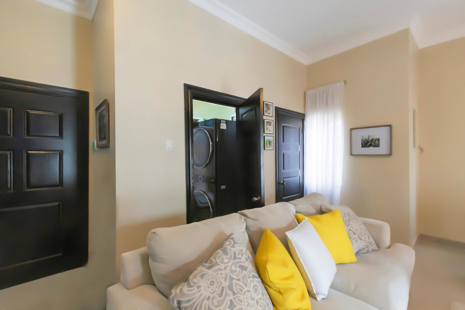 Seventh image of 16-11 1/2 Grosvenor Terrace in Kingston 8, St. Andrew, Jamaica - property is For Rent