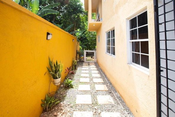 Tenth image of 7 Serpens Way Smokey Vale k in Kingston 19, St. Andrew, Jamaica - property is For Rent