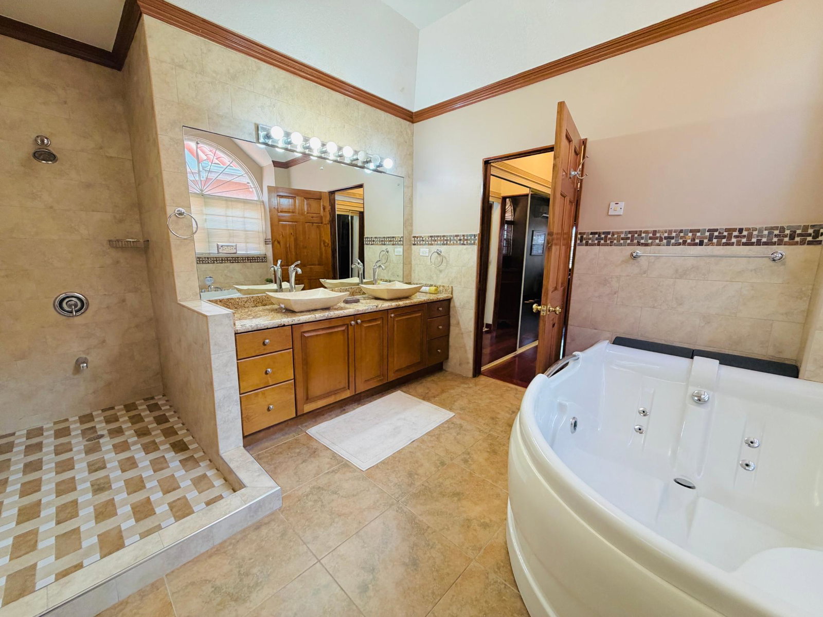 Twenty-Fourth image of 8-78 Barbican Road in Kingston 6, St. Andrew, Jamaica - property is For Rent