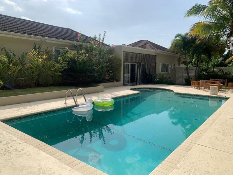 Ninth image of 6 Hyperion Avenue in Kingston 6, St. Andrew, Jamaica - property is For Rent