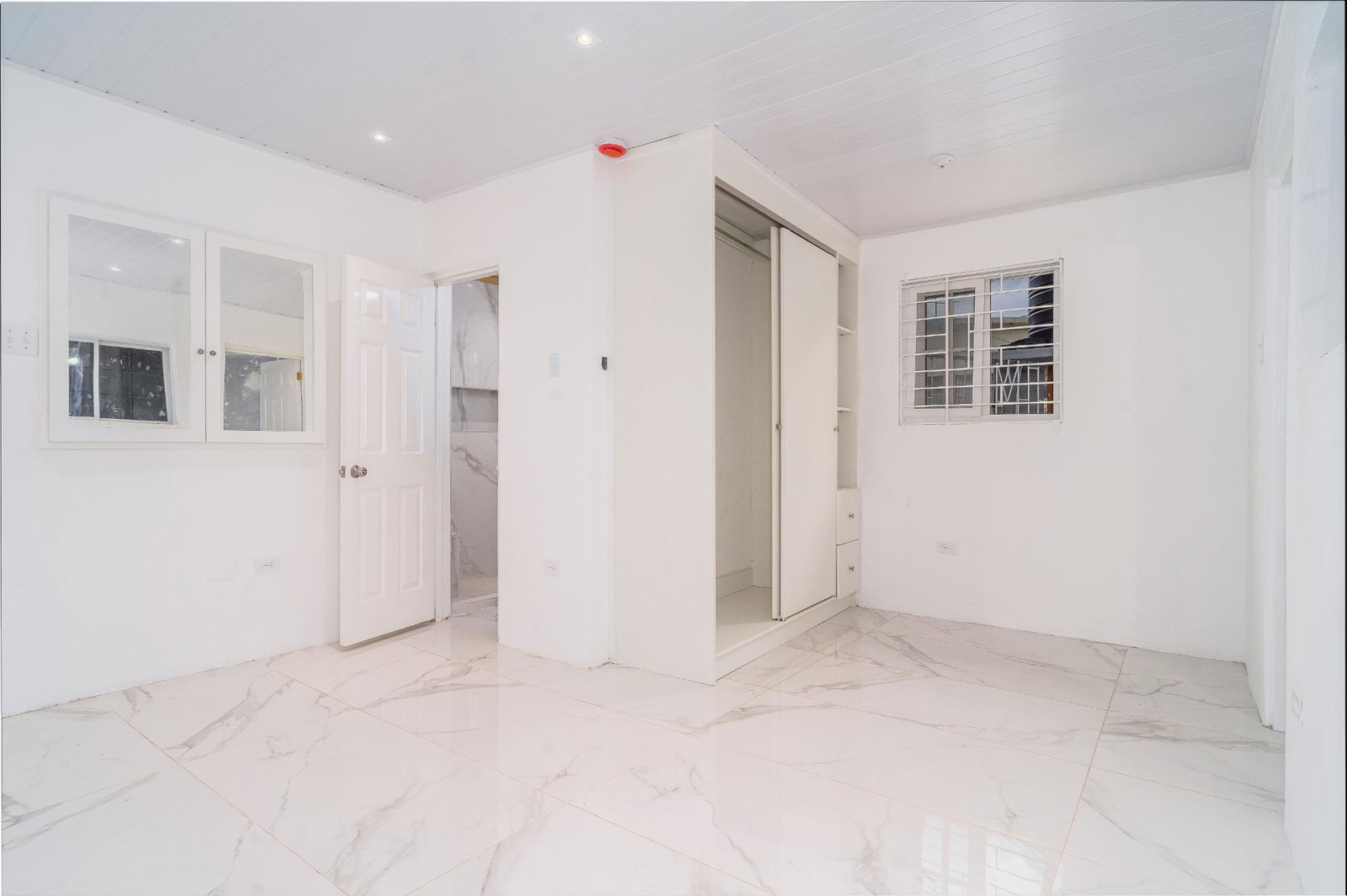 Tenth image of 1-15a Calcraft Avenue Kingston in Kingston 8, St. Andrew, Jamaica - property is For Rent
