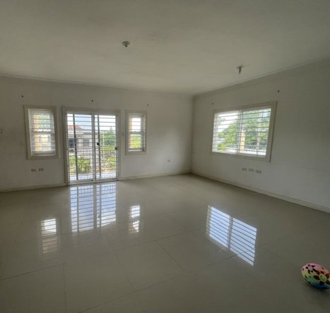 Tenth image of 3-3 University Crescent in Kingston 6, St. Andrew, Jamaica - property is For Rent