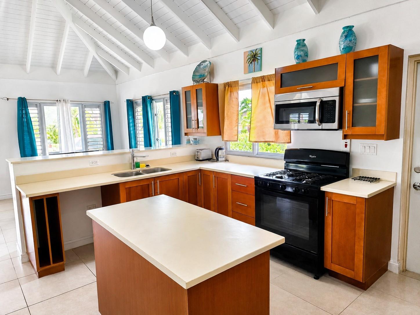 Ninth image of 521 Papaya Avenue in Richmond, St. Ann, Jamaica - property is For Sale