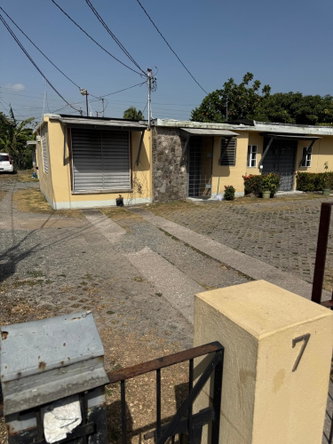Fourth image of 7 Caranation Way, Mona ki in Kingston 6, St. Andrew, Jamaica - property is For Sale