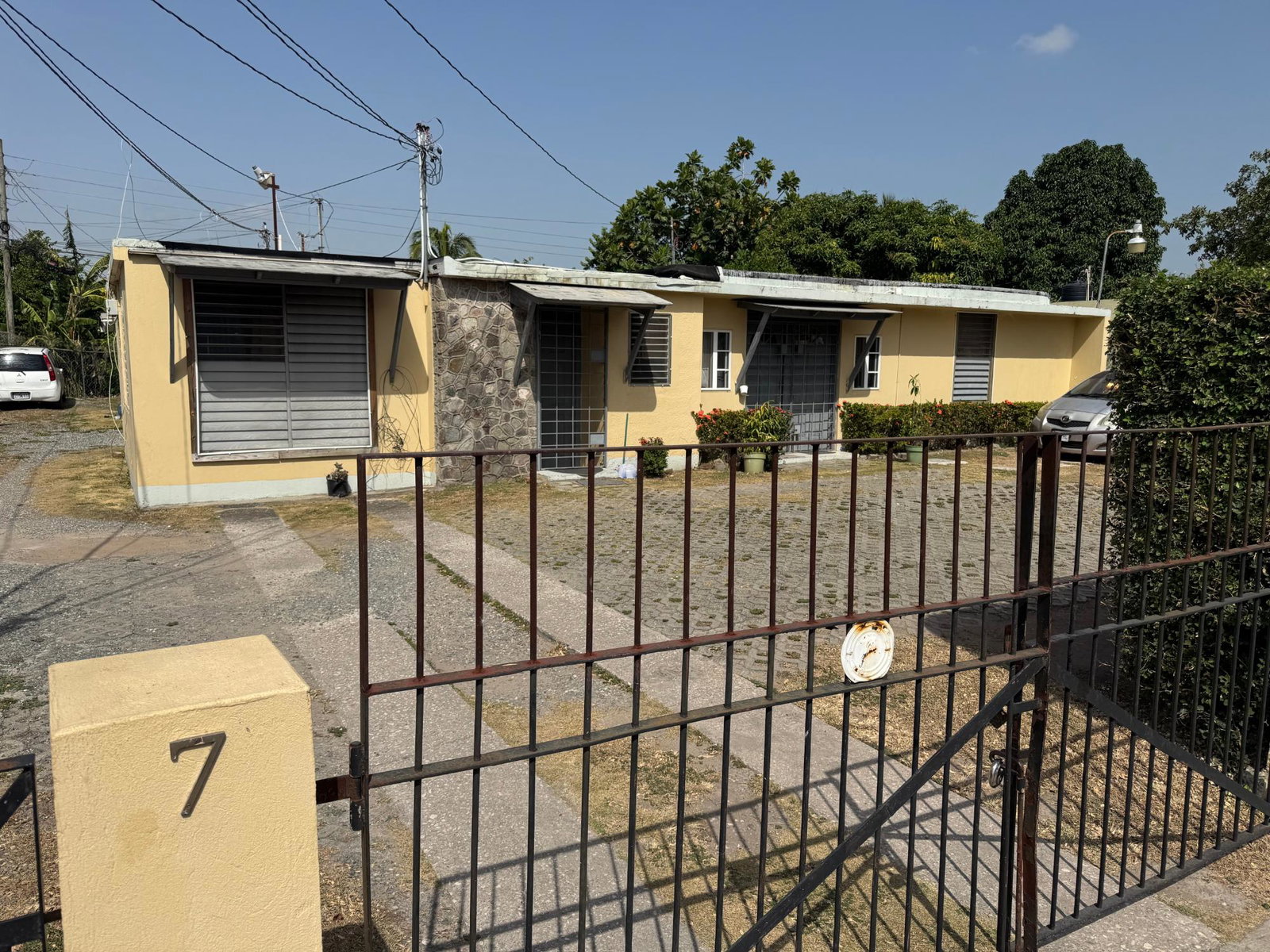Fifth image of 7 Caranation Way, Mona ki in Kingston 6, St. Andrew, Jamaica - property is For Sale