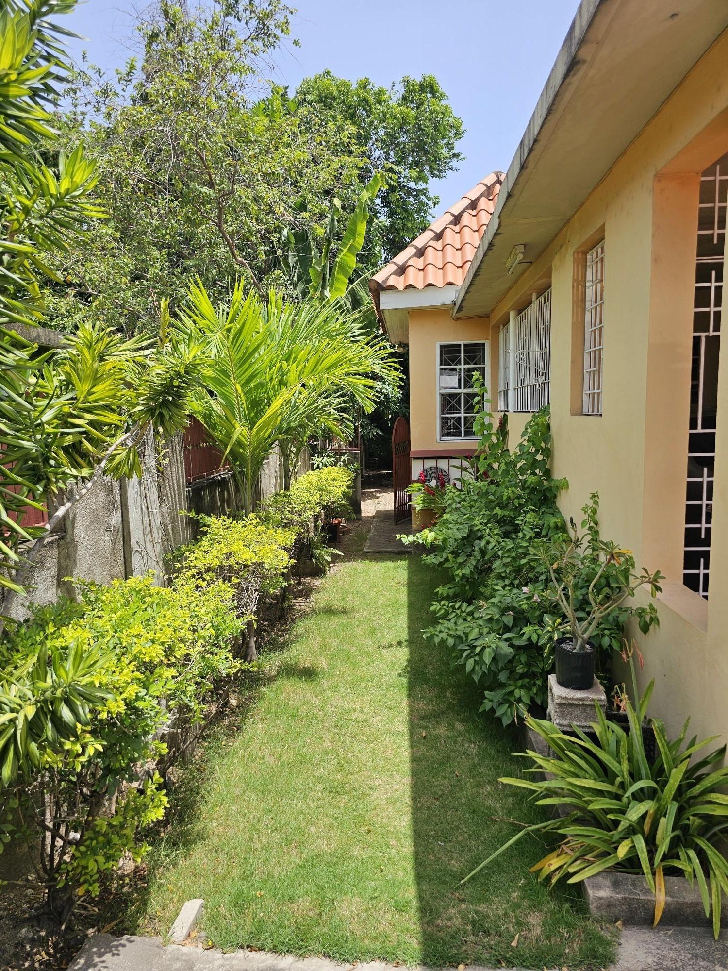 Fourth image of 11b Ponciana Grove in Kingston 19, St. Andrew, Jamaica - property is For Sale