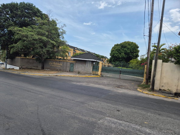 Seventeenth image of 23-35a Upper Waterloo Road, Kgn in Kingston 10, St. Andrew, Jamaica - property is For Sale