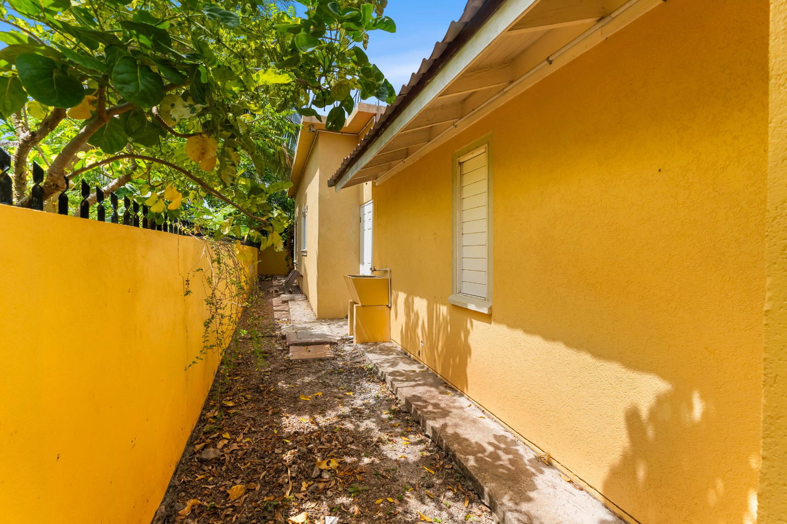 Tenth image of 117 Mockingbird Circle, The a in Old Harbour, St. Catherine, Jamaica - property is For Rent