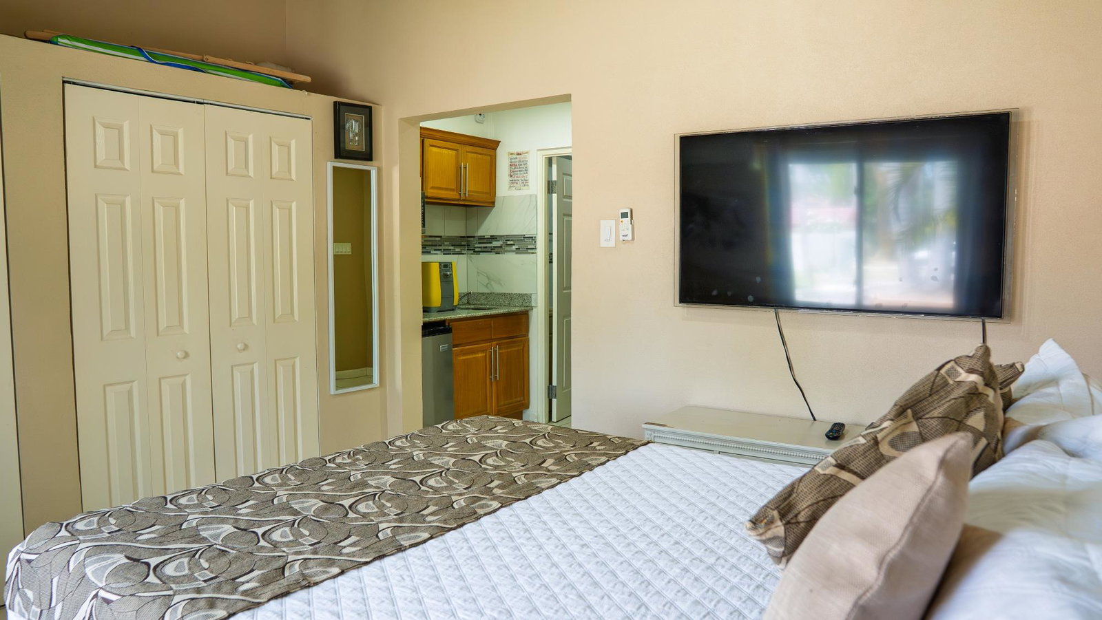 Sixteenth image of 17- Chatam And Palms in Montego Bay, St. James, Jamaica - property is For Rent