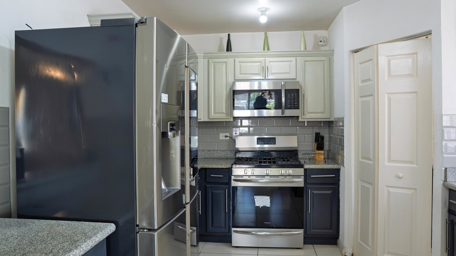 Twenty-Fourth image of 17- Chatam And Palms in Montego Bay, St. James, Jamaica - property is For Rent