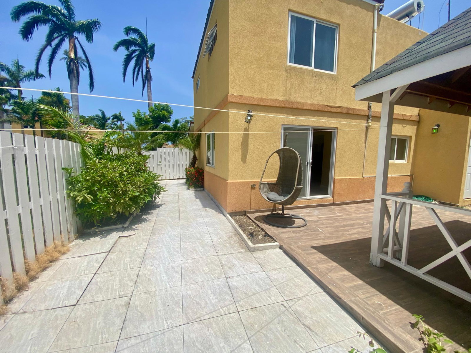 Sixth image of 17- Chatam And Palms in Montego Bay, St. James, Jamaica - property is For Rent