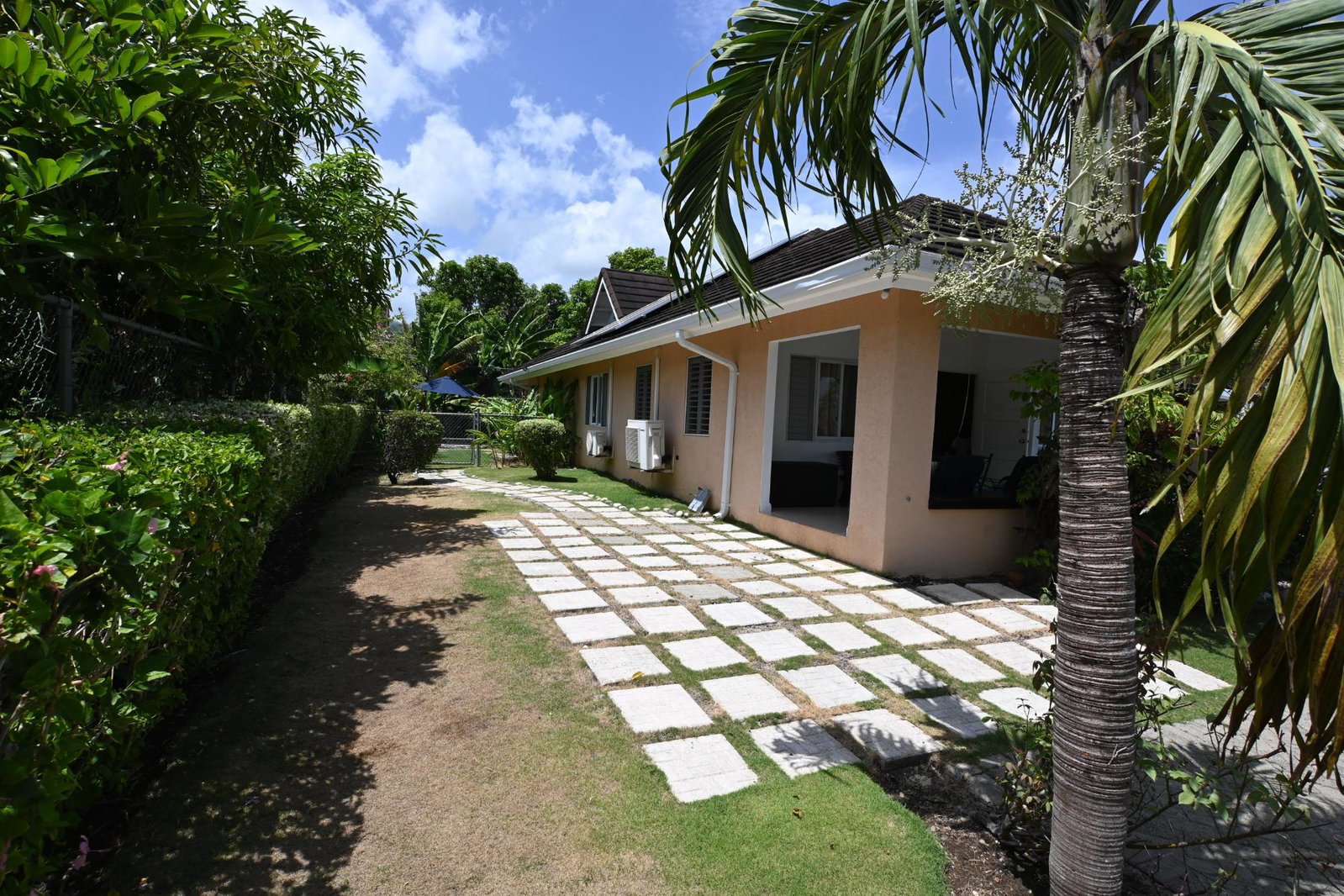 Seventeenth image of 518 Papaya Avenue in Richmond, St. Ann, Jamaica - property is For Rent