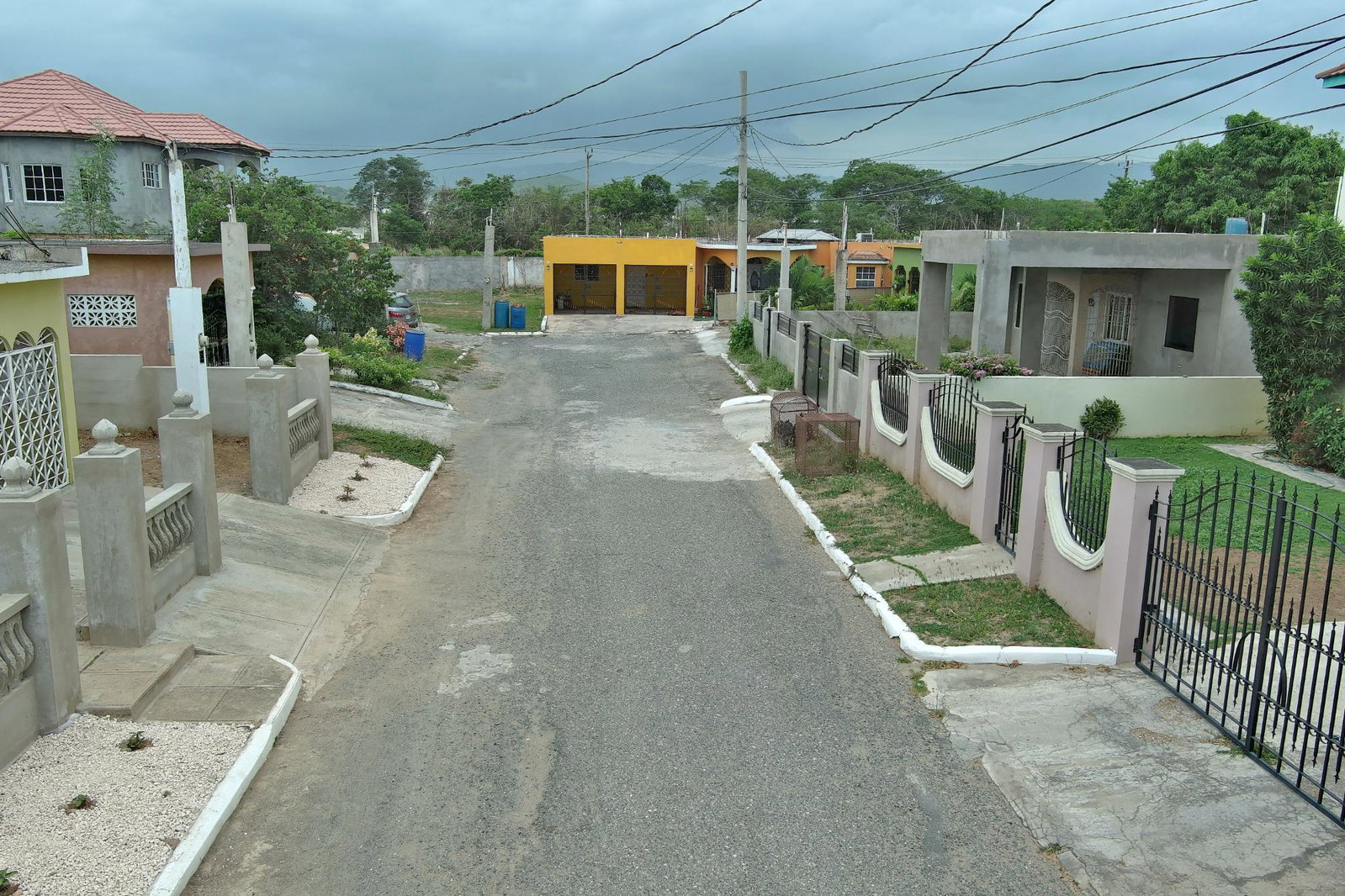 Sixth image of 212 Ricardo Close in Morris Meadows, St. Catherine, Jamaica - property is For Sale