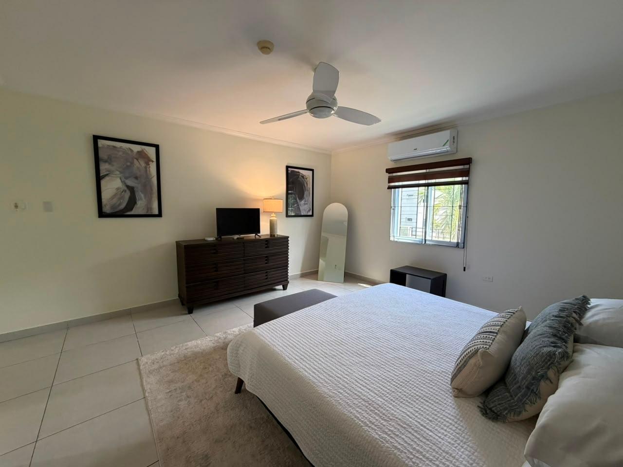 Ninth image of 31c-16 Garden Close in Kingston 8, St. Andrew, Jamaica - property is For Rent