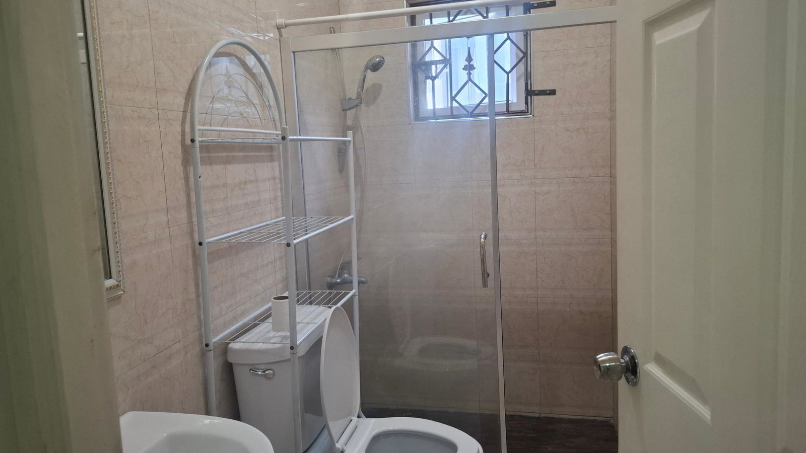 Seventh image of Apt 12-7 Roehampton Drive in Kingston 19, St. Andrew, Jamaica - property is For Rent