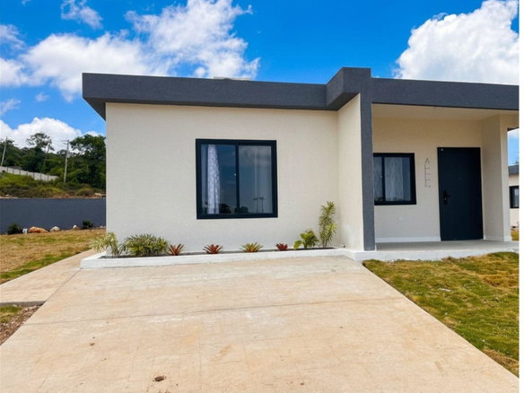 First image of 511-hosanna es Beecher Town, St. Ann. in Beecher Town, St. Ann, Jamaica - property is For Sale