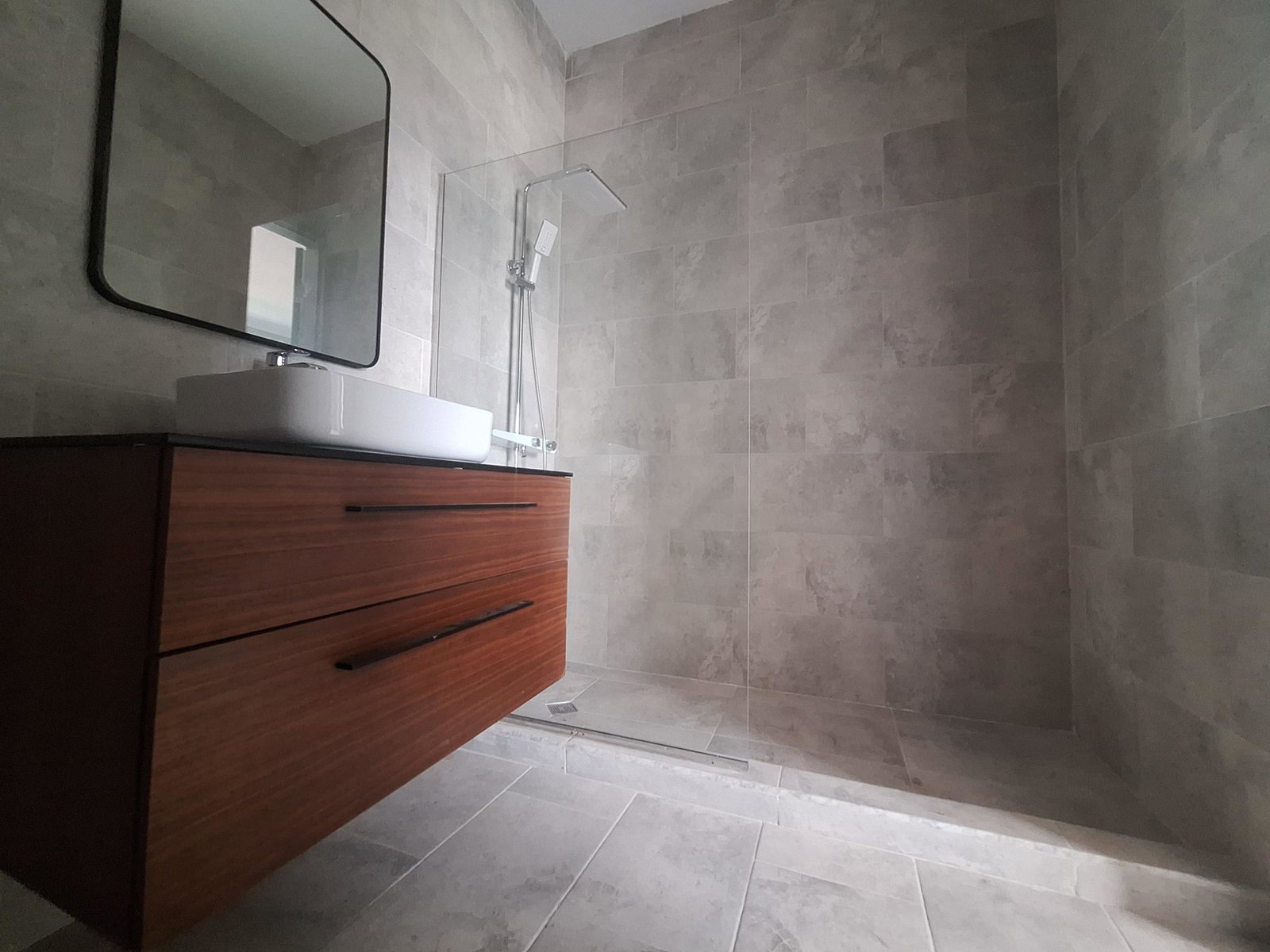 Twenty-First image of 33-15 Seaview Avenue in Kingston 5, St. Andrew, Jamaica - property is For Sale
