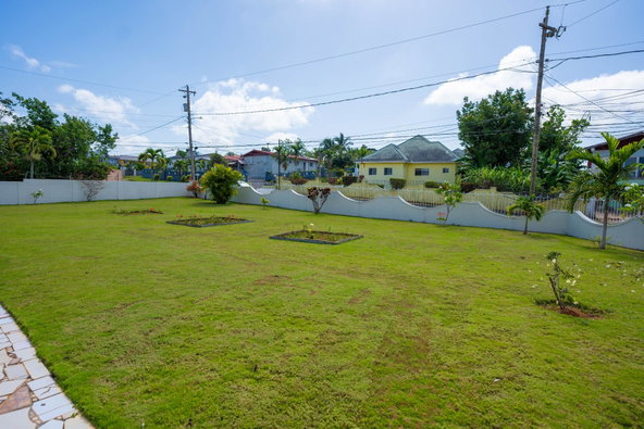 Seventh image of 10 Wint Way in Mandeville, Manchester, Jamaica - property is For Sale