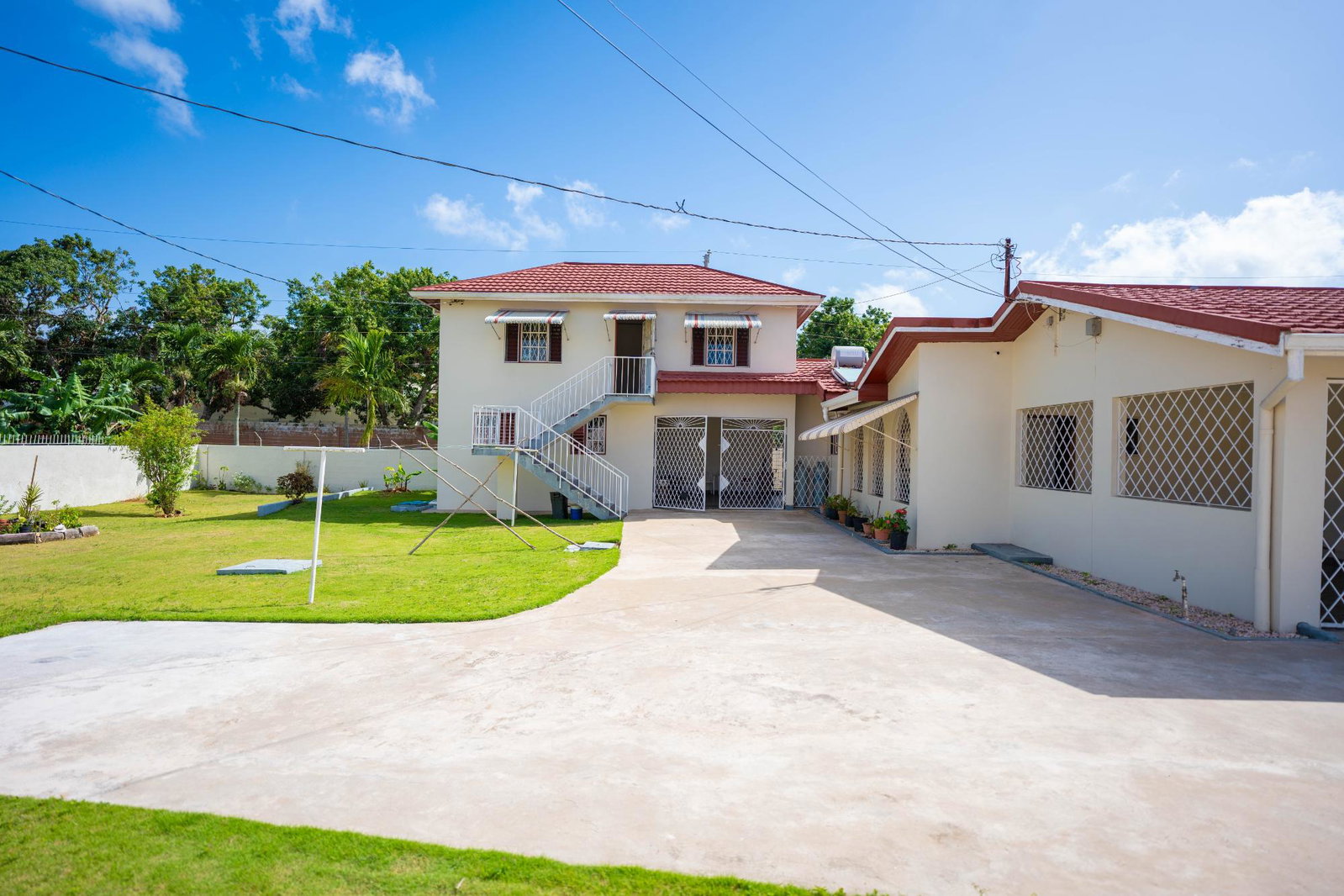 Eighth image of 10 Wint Way in Mandeville, Manchester, Jamaica - property is For Sale