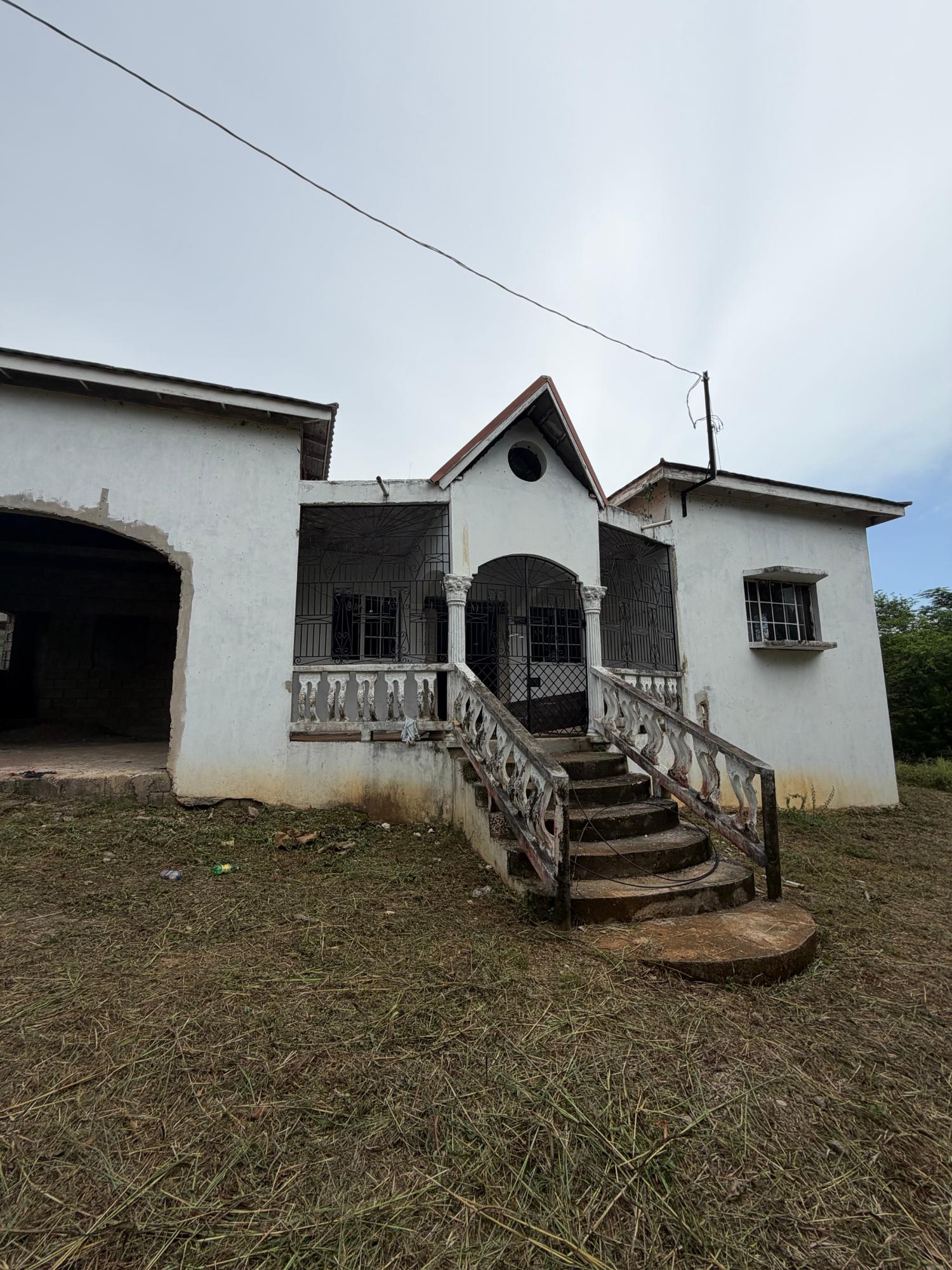 First image of Pepper District in Pepper, St. Elizabeth, Jamaica - property is For Sale
