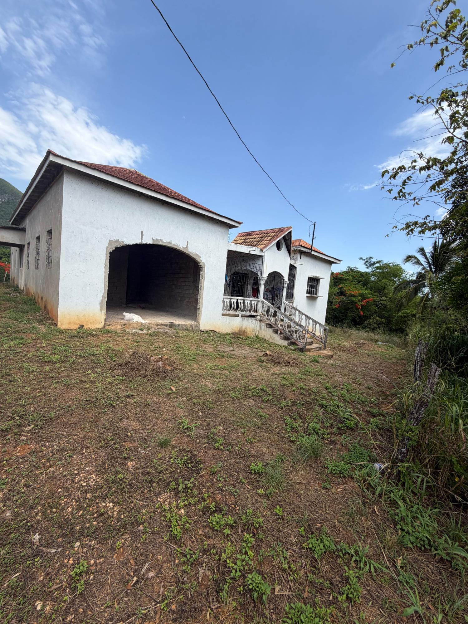 Eleventh image of Pepper District in Pepper, St. Elizabeth, Jamaica - property is For Sale