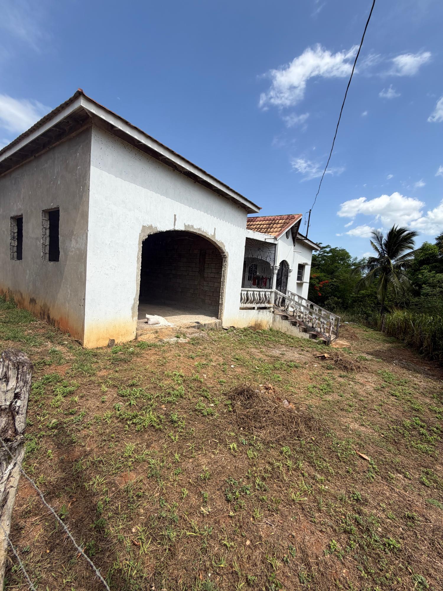 Fourteenth image of Pepper District in Pepper, St. Elizabeth, Jamaica - property is For Sale
