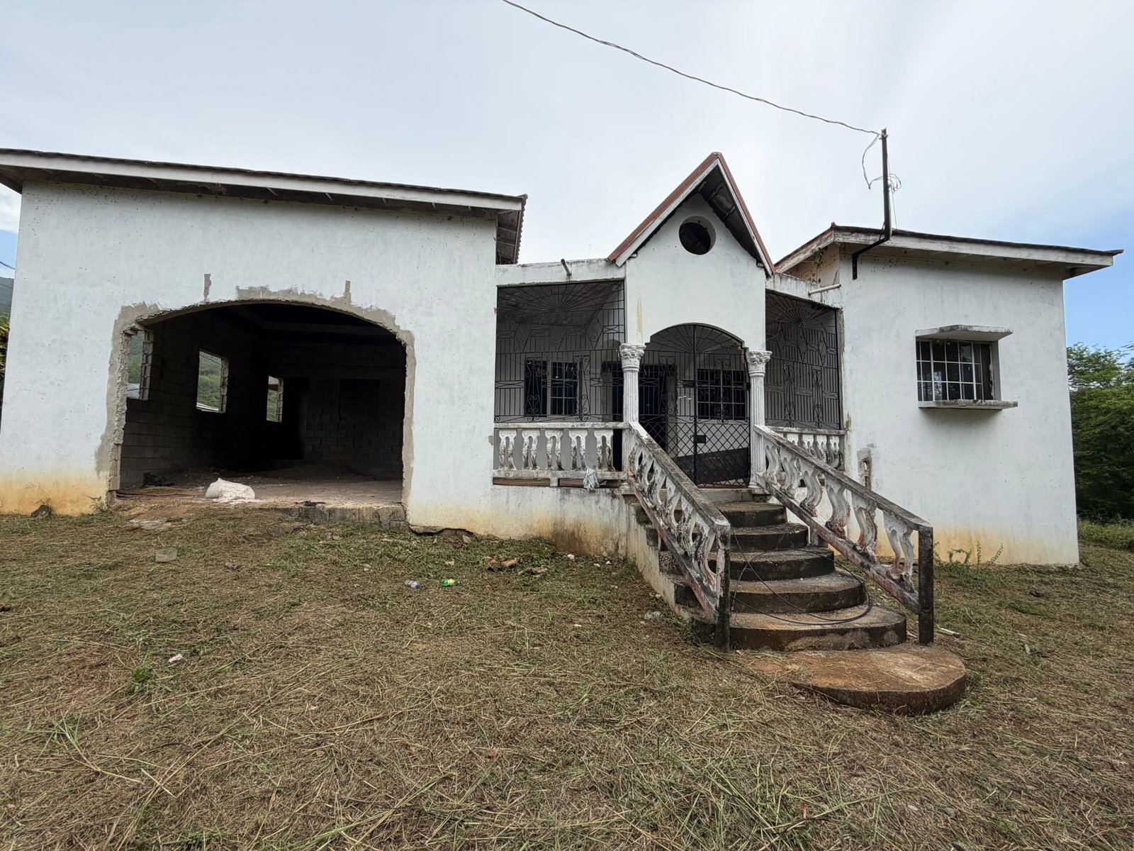 Second image of Pepper District in Pepper, St. Elizabeth, Jamaica - property is For Sale