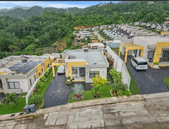 Tenth image of A-160 Pyramid Point in Ocho Rios, St. Ann, Jamaica - property is For Rent