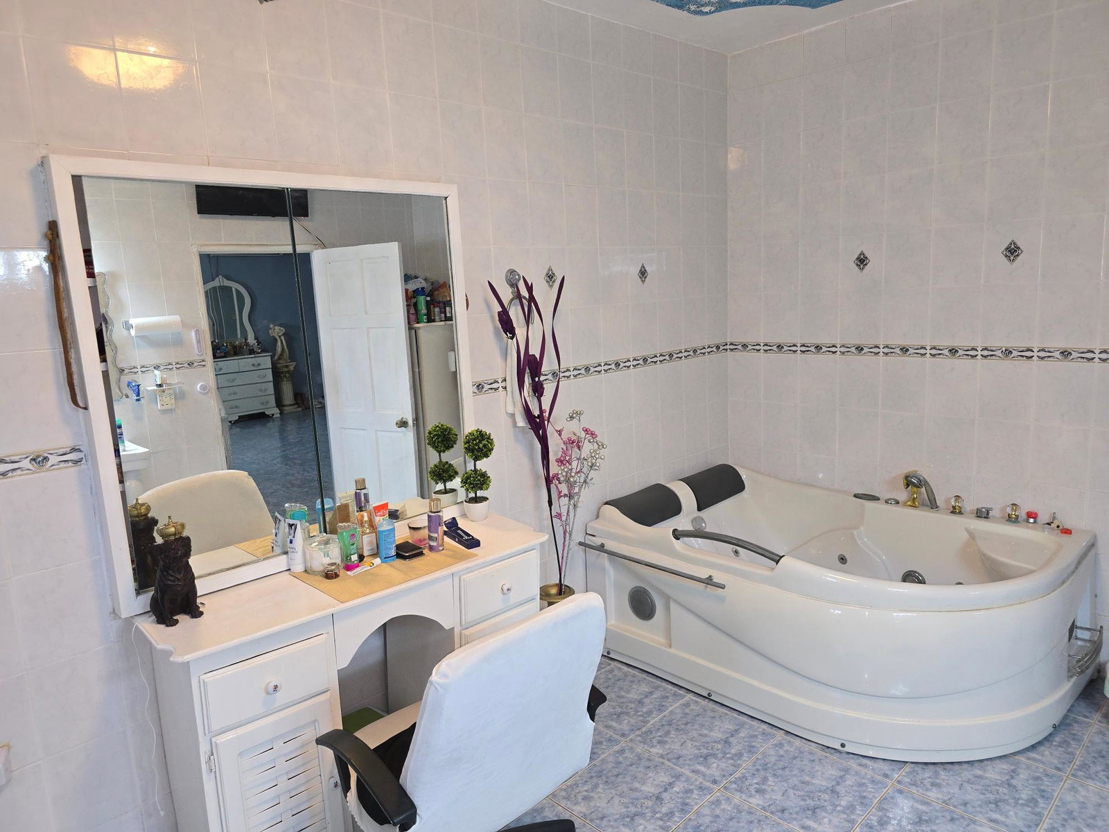 Tenth image of 273 Guango Crescent, Rhyne pa in Montego Bay, St. James, Jamaica - property is For Sale