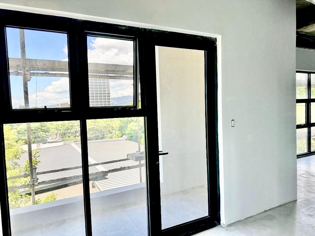 Ninth image of 10-13 Haining Road in Kingston 5, St. Andrew, Jamaica - property is For Rent