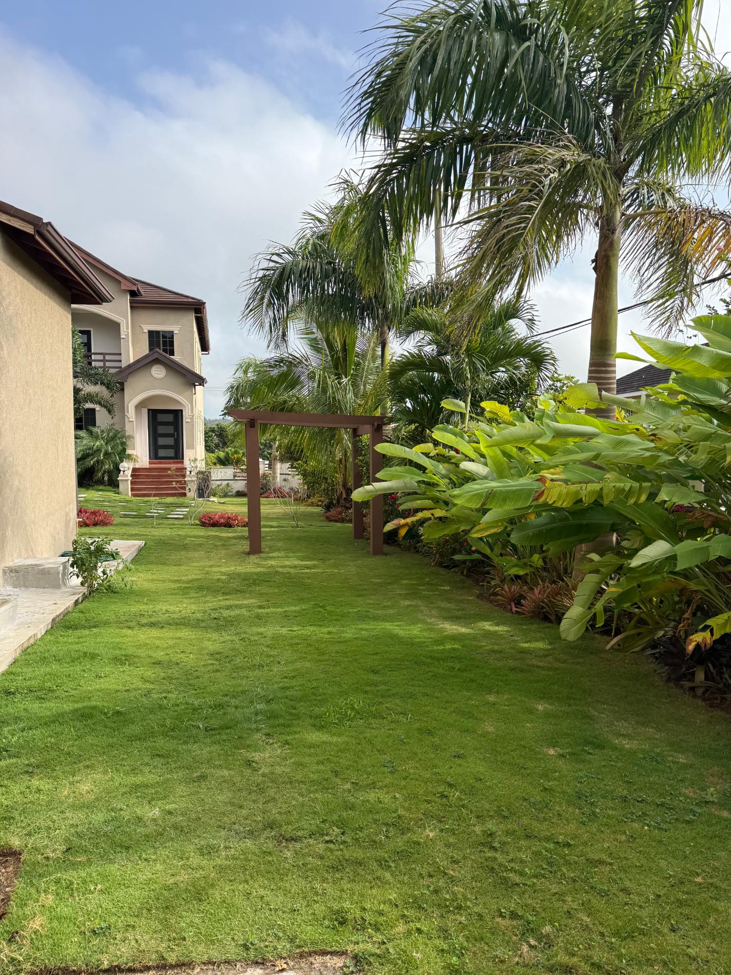 Seventh image of 5b- Villa Road in Mandeville, Manchester, Jamaica - property is For Sale