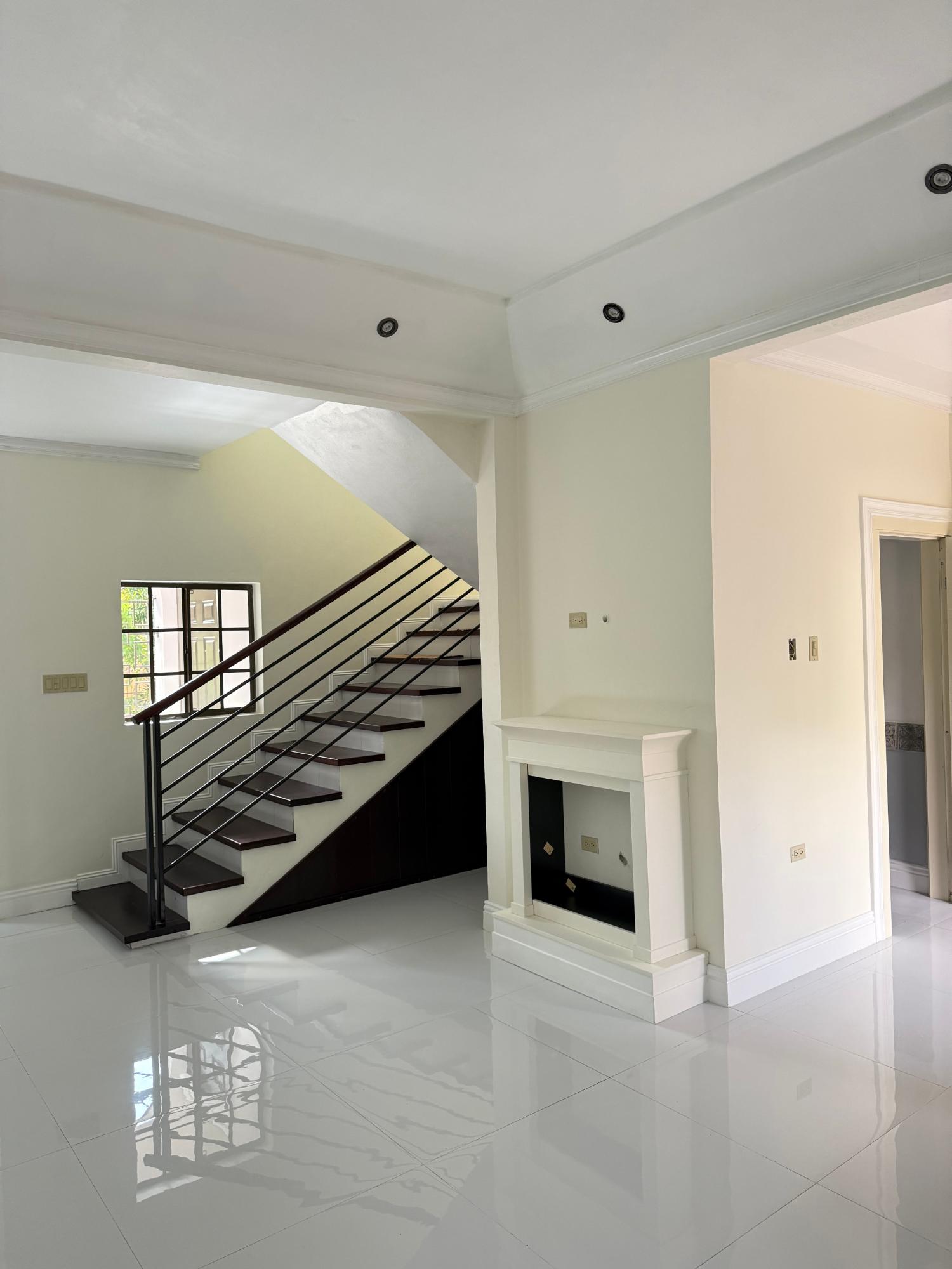 Ninth image of 5b- Villa Road in Mandeville, Manchester, Jamaica - property is For Sale