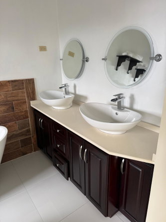 Eleventh image of 2d- Villa Road in Mandeville, Manchester, Jamaica - property is For Rent