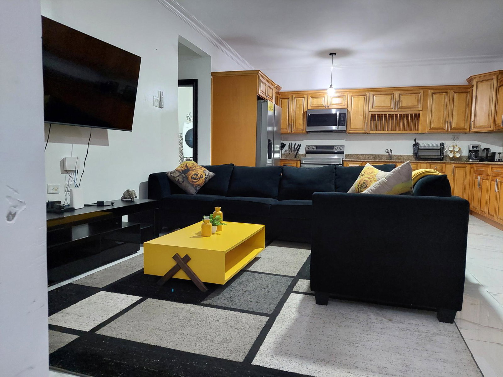 Thirteenth image of 24- 1 Argyle Road in Kingston 5, St. Andrew, Jamaica - property is For Rent