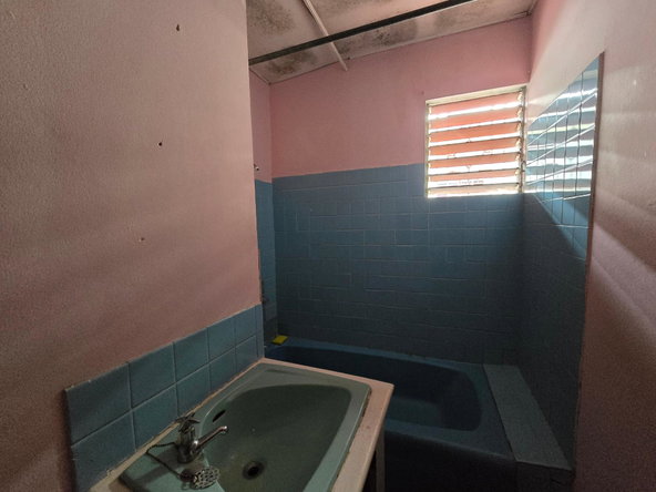 Thirteenth image of 1093 Valerie Crescent in Spanish Town, St. Catherine, Jamaica - property is For Sale