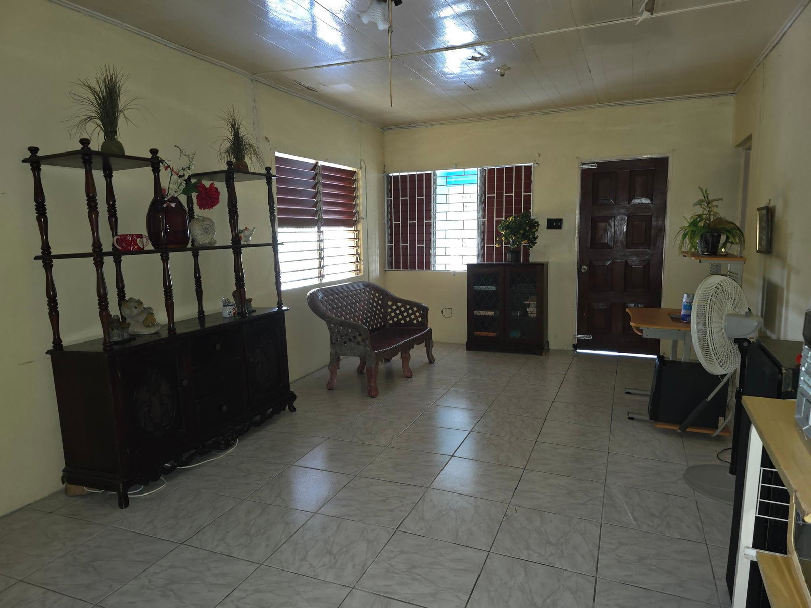 Eighth image of 1093 Valerie Crescent in Spanish Town, St. Catherine, Jamaica - property is For Sale