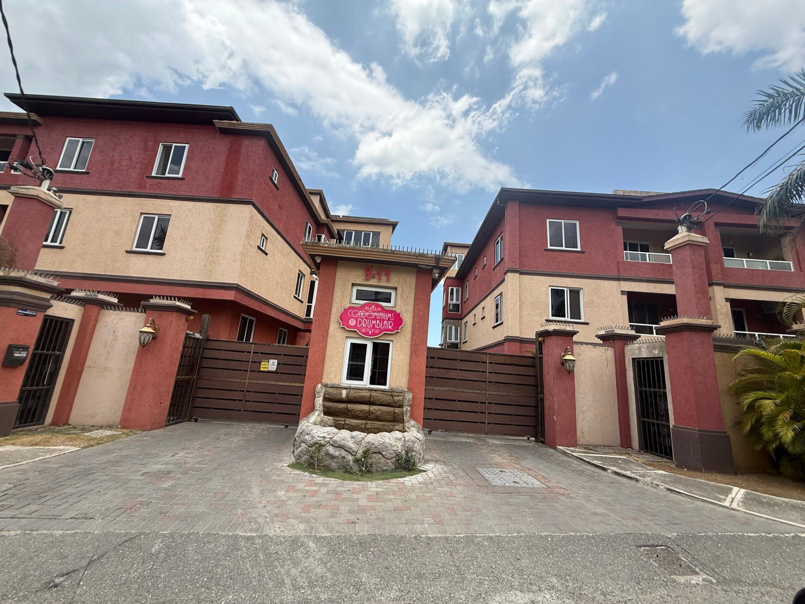 First image of 3- 9 11 Washington Close in Kingston 8, St. Andrew, Jamaica - property is For Sale