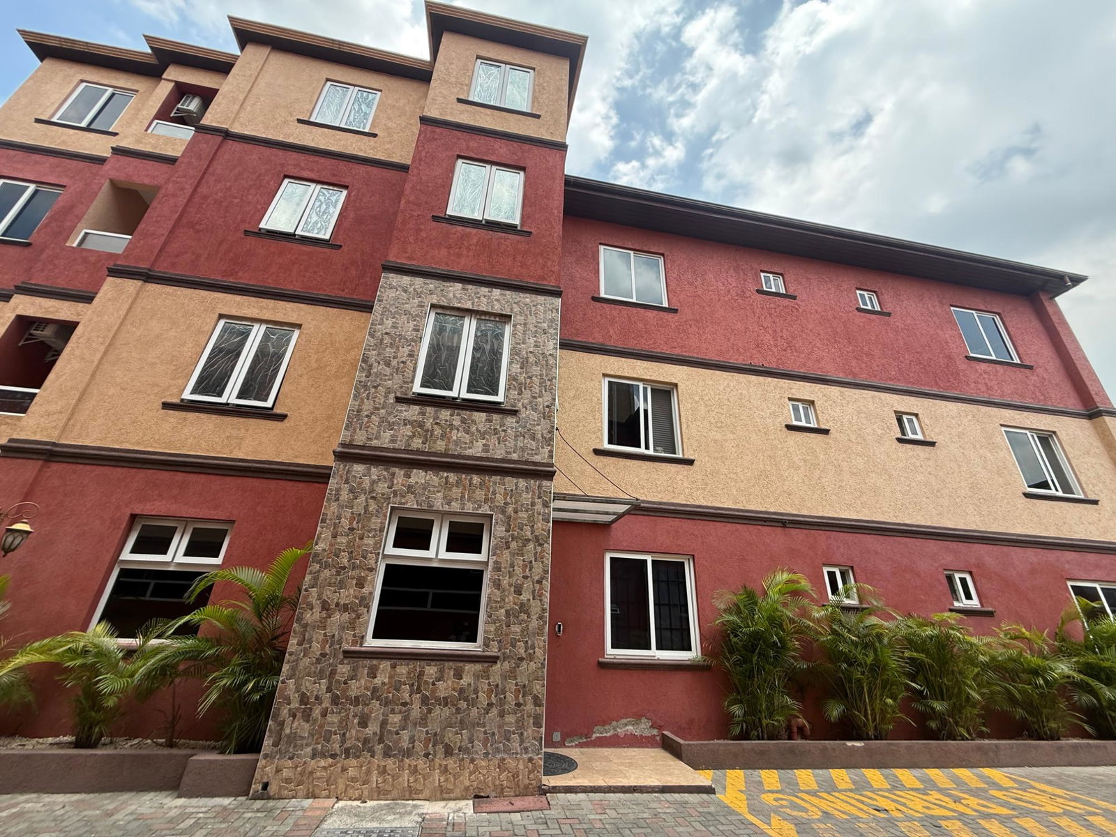 Second image of 3- 9 11 Washington Close in Kingston 8, St. Andrew, Jamaica - property is For Sale