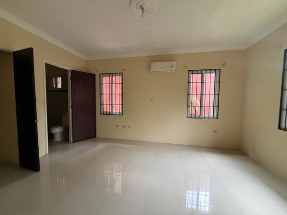 Fourth image of 3- 9 11 Washington Close in Kingston 8, St. Andrew, Jamaica - property is For Sale