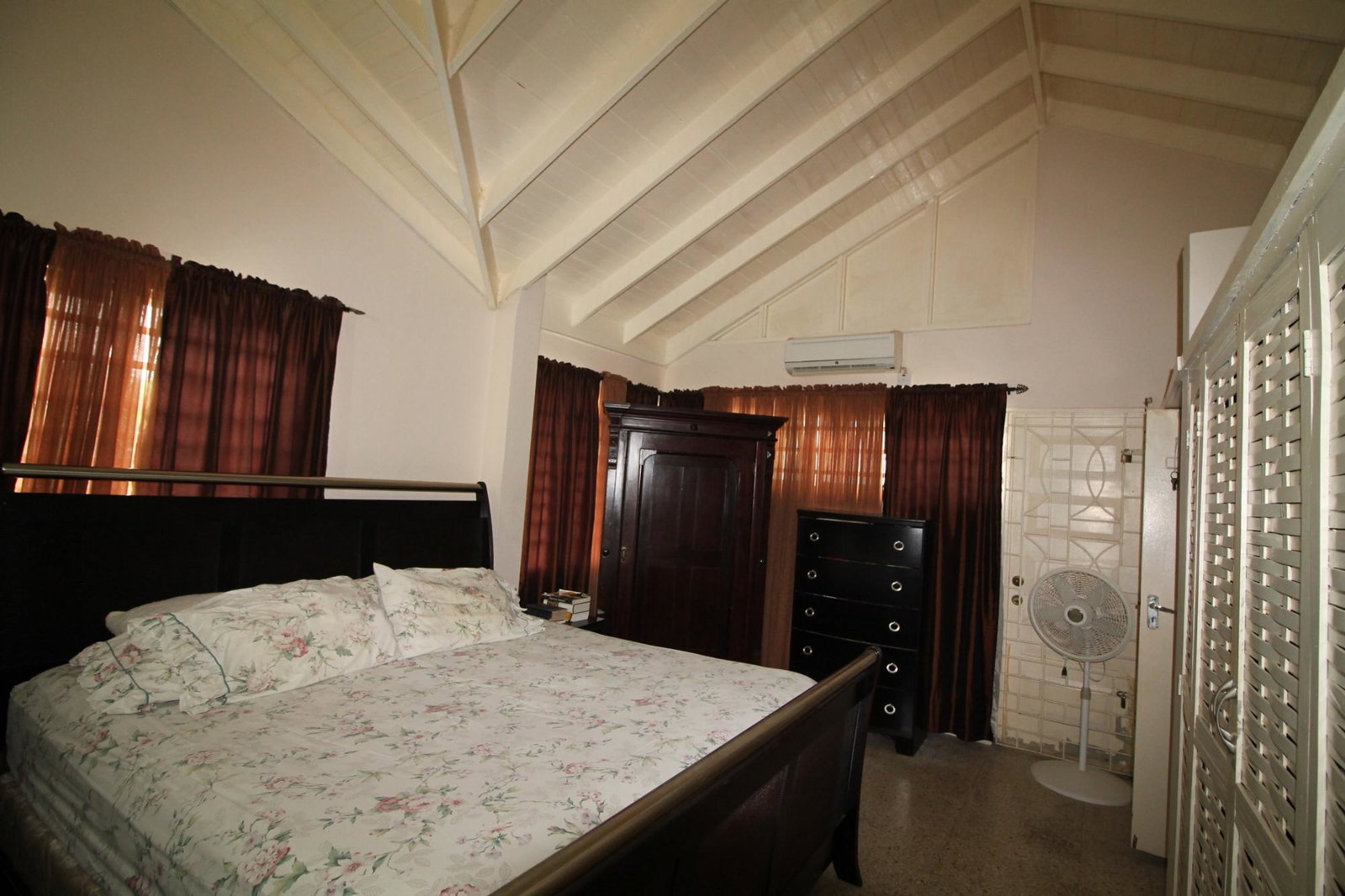 Twenty-Second image of 26 Farringdon Heights in Kingston 6, St. Andrew, Jamaica - property is For Sale