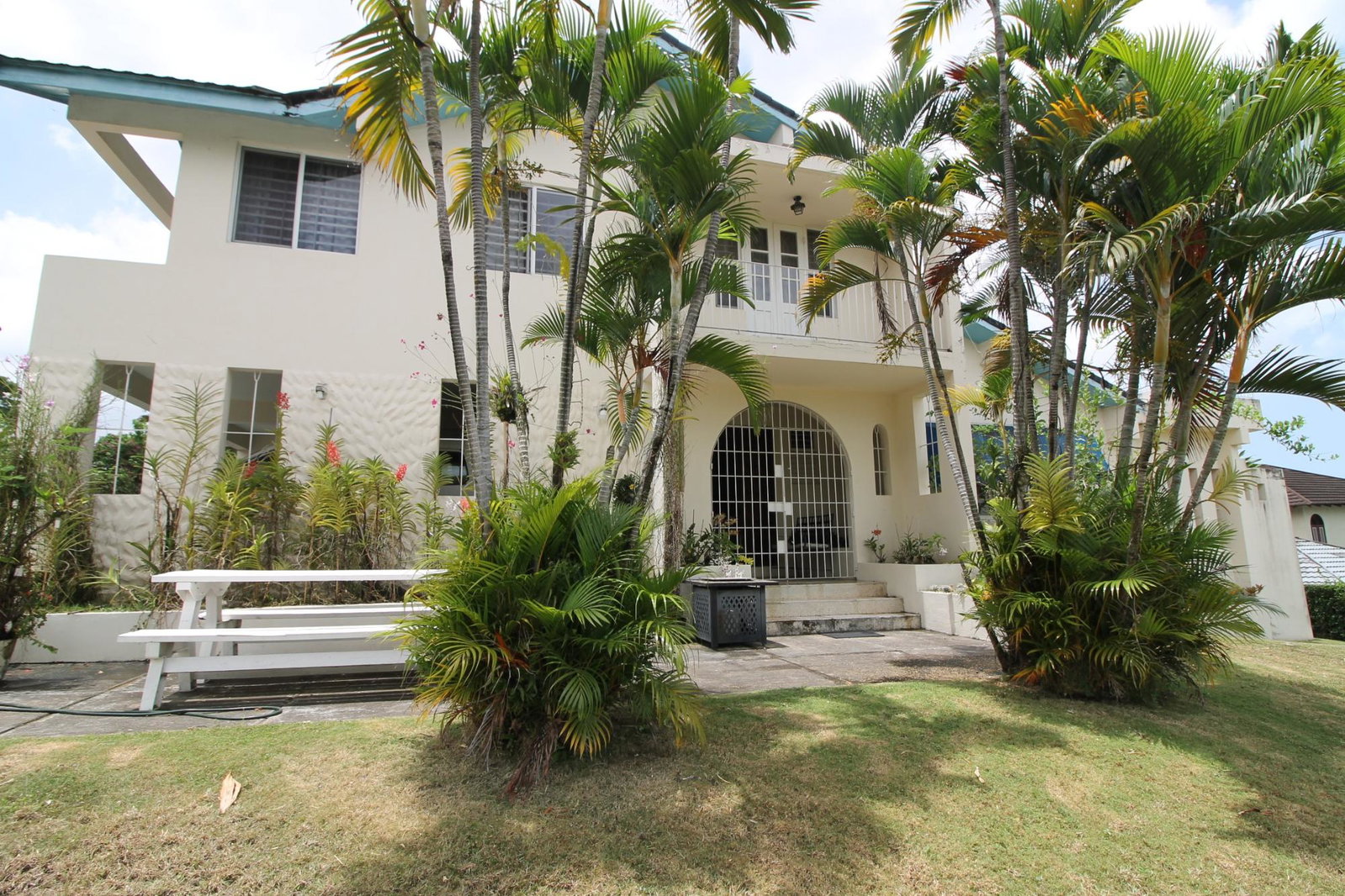 Fourth image of 26 Farringdon Heights in Kingston 6, St. Andrew, Jamaica - property is For Sale