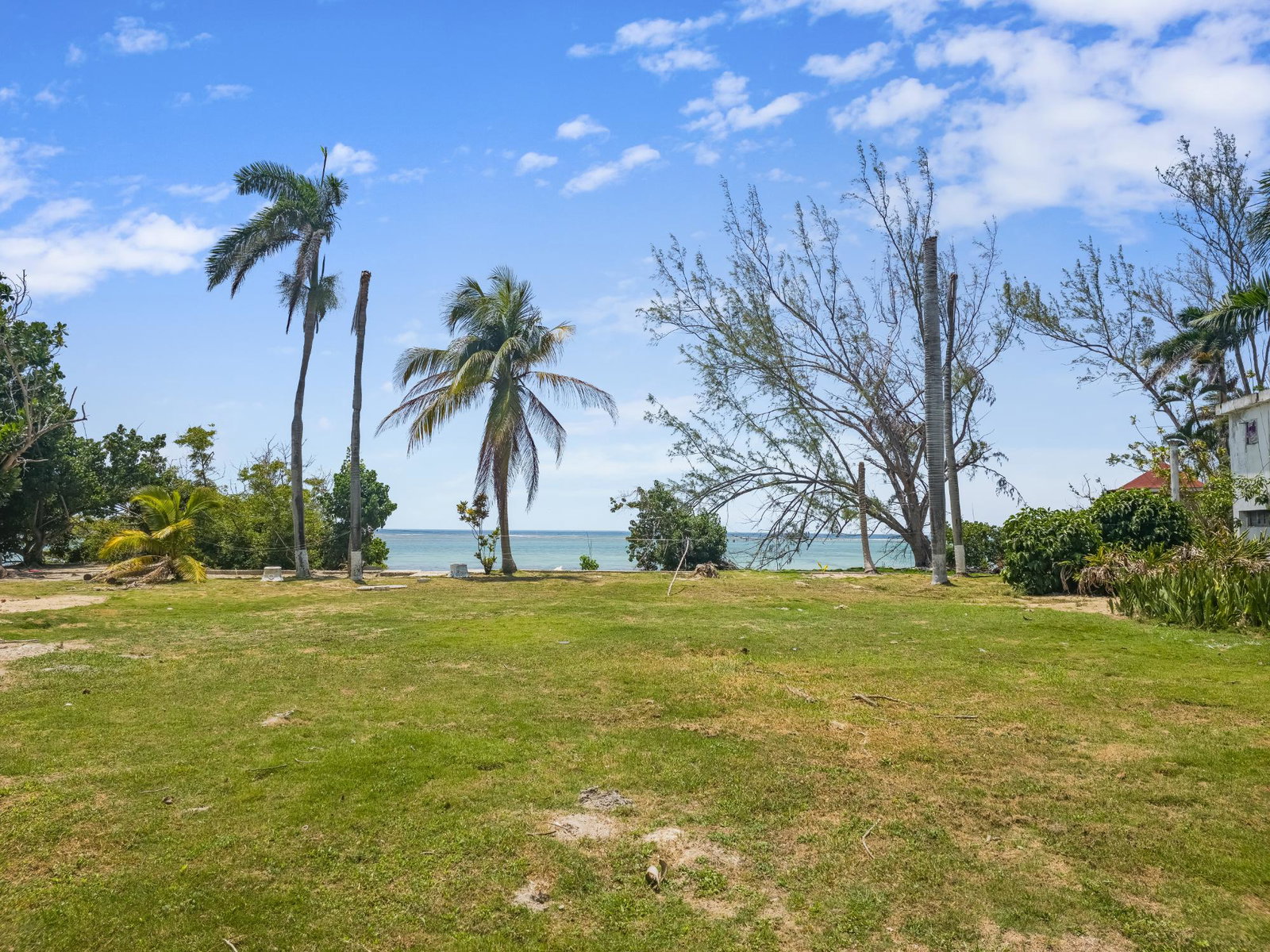 Eighth image of 14-17 Mahoe Bay in Ironshore, St. James, Jamaica - property is For Sale