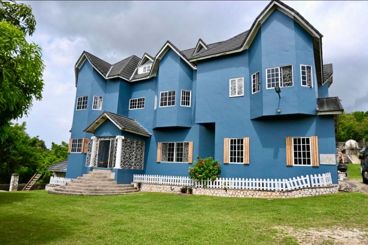 Twenty-Fifth image of Belvedere Road in Red Hills, St. Andrew, Jamaica - property is For Sale