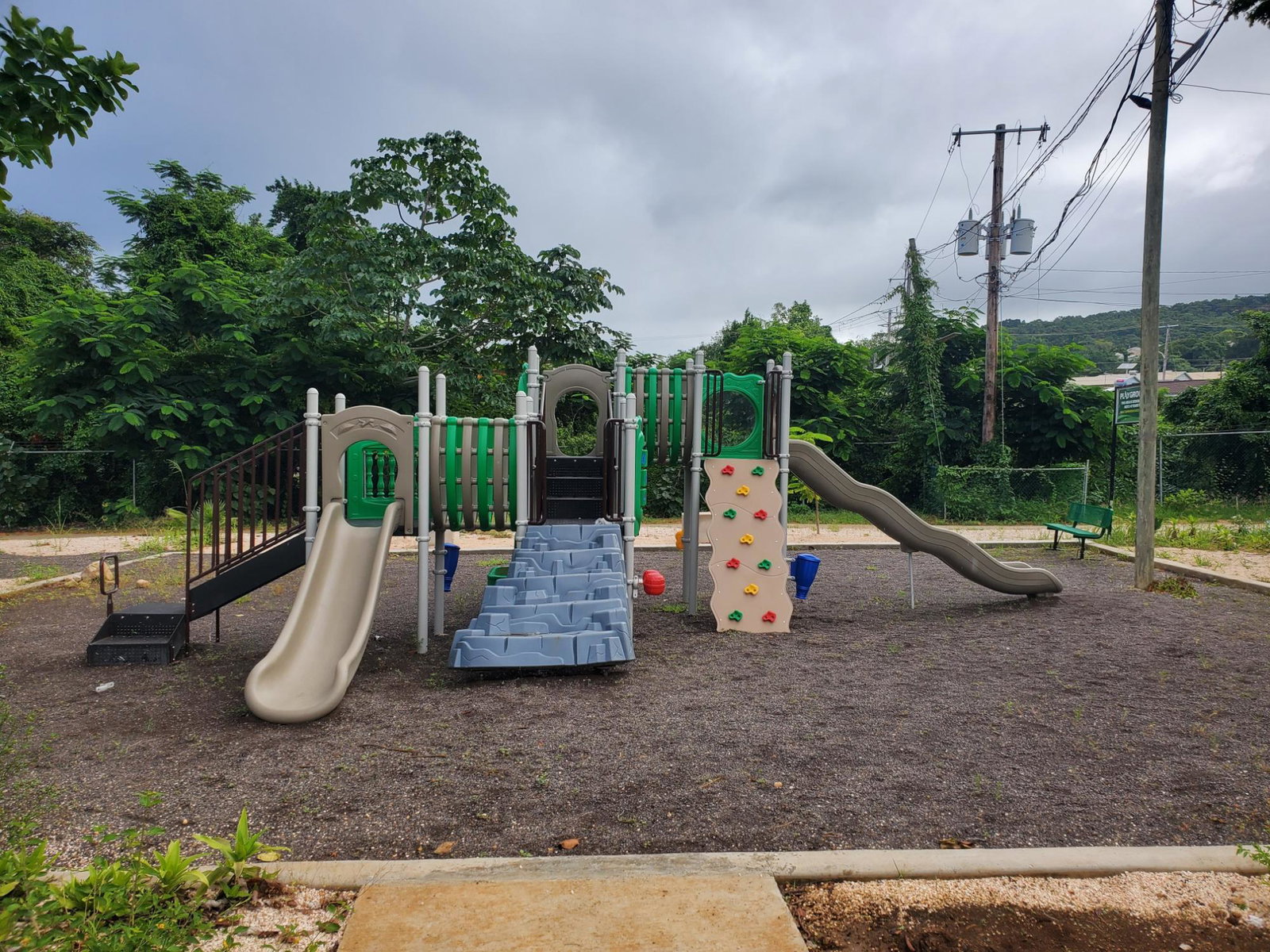 Fifth image of 182- mt Alba dr in Discovery Bay, St. Ann, Jamaica - property is For Rent