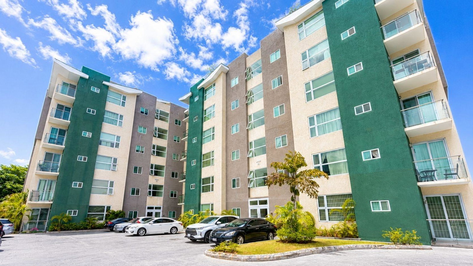 Eleventh image of A306-10 Surbiton Road in Kingston 10, St. Andrew, Jamaica - property is For Rent