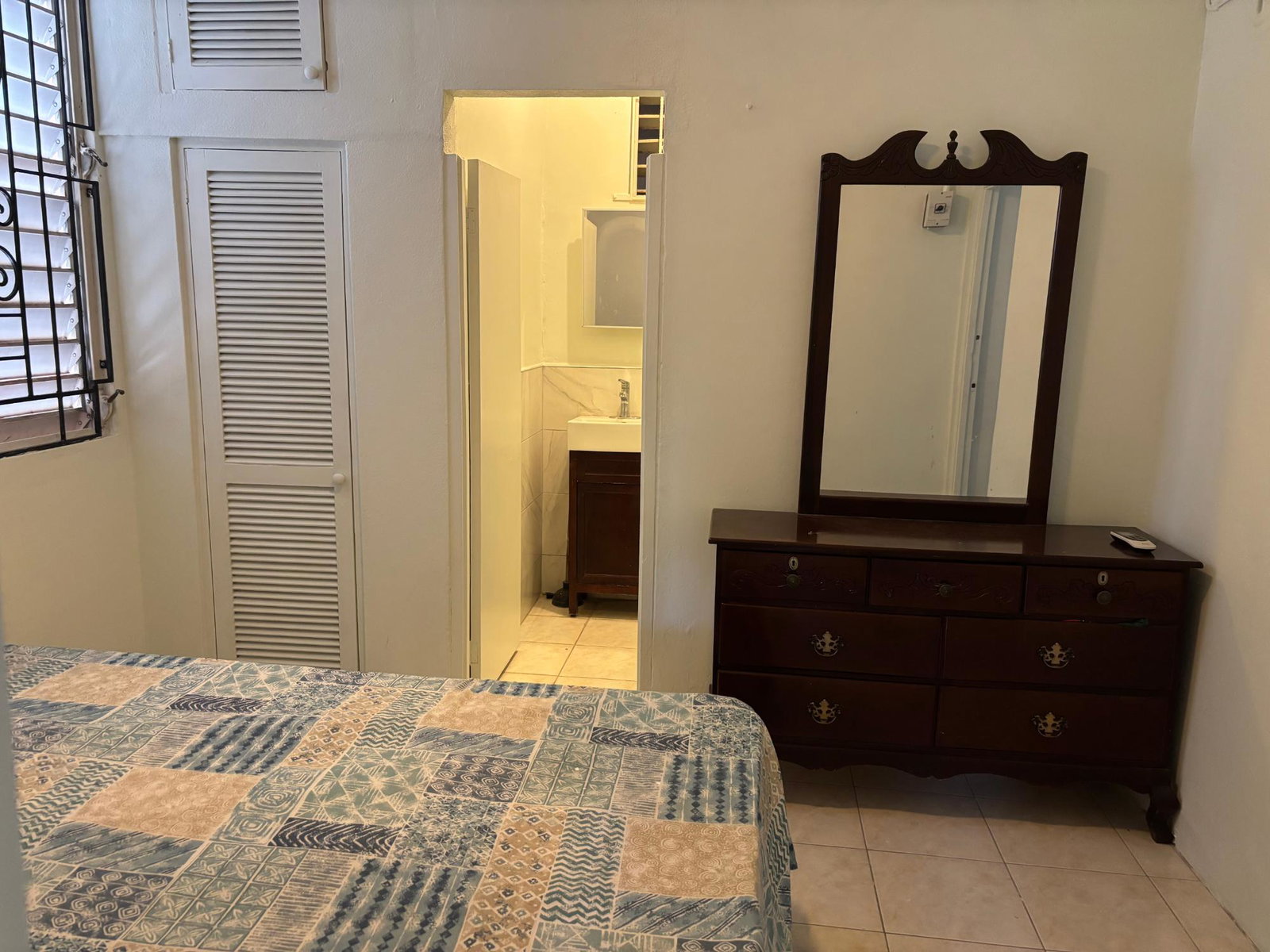 Eighth image of Lily Way, Mona in Kingston 6, St. Andrew, Jamaica - property is For Rent