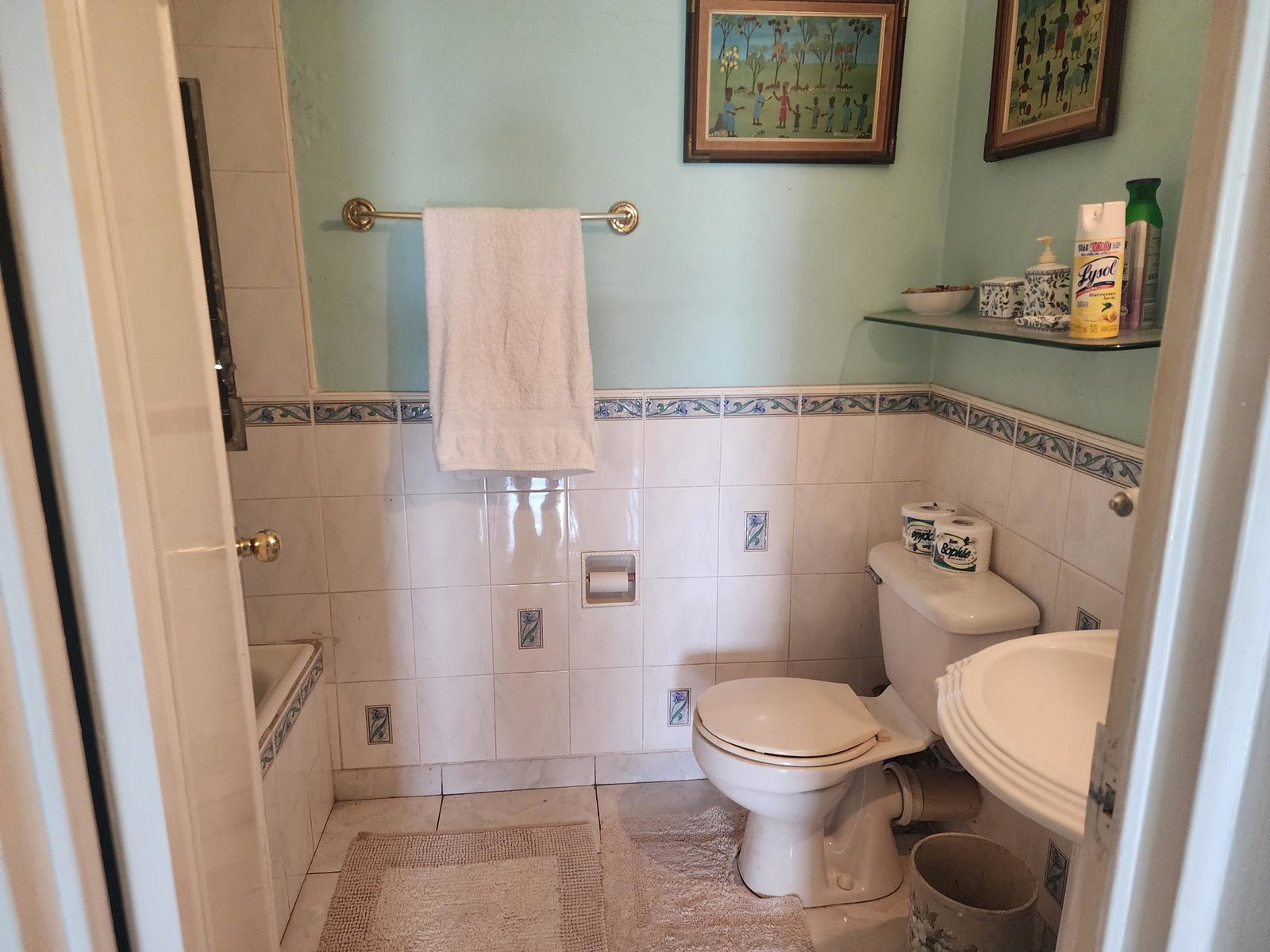 Eleventh image of Apt 18-22 Waterloo Road, Kingston 1 in Kingston 10, St. Andrew, Jamaica - property is For Rent