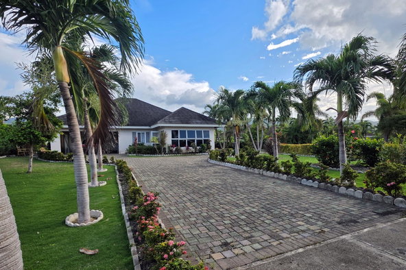 Third image of 33a Hibiscus Ave, Richmond in Richmond, St. Ann, Jamaica - property is For Rent