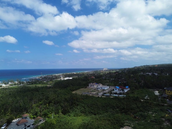 Tenth image of Wiltshire Drive, Coral ga in Montego Bay, St. James, Jamaica - property is For Sale
